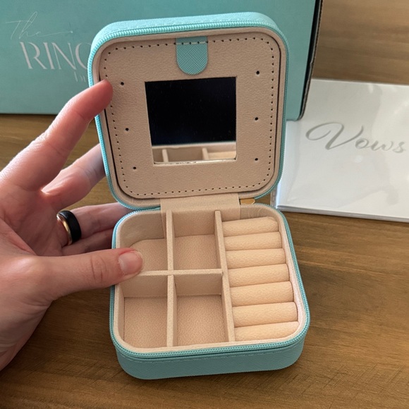 Bridal Subscription Box - Picture 5 of 9